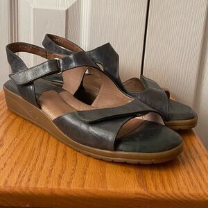 BeautiFeel Bellagio Dark Green Leather Strappy Wedge Comfort Sandal 41 (10-10.5)